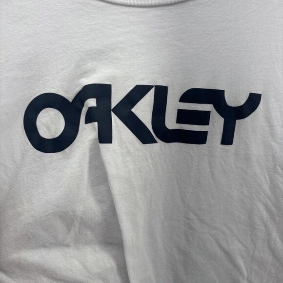Oakley Mark 2 Spellout Logo Tee Shirt Mens Size XL White EUC - Picture 1 of 4